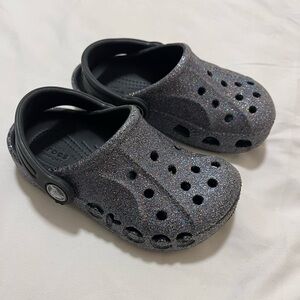 Toddler Black Sparkle Crocs Size 8